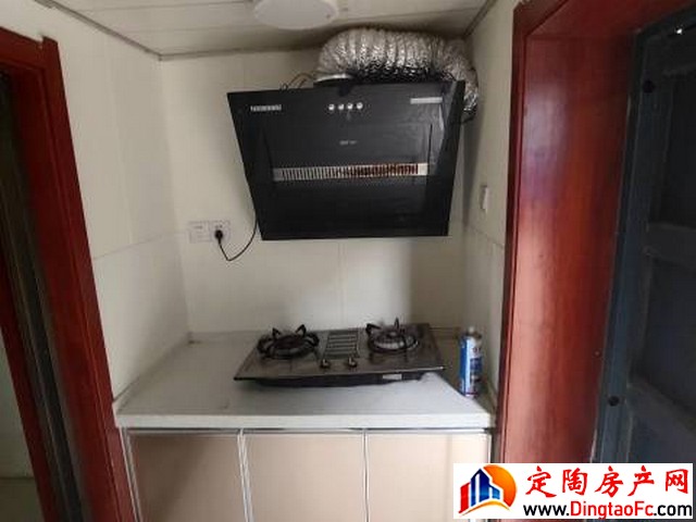 北苑小区 3室2厅 90平米 精装修 650元/月