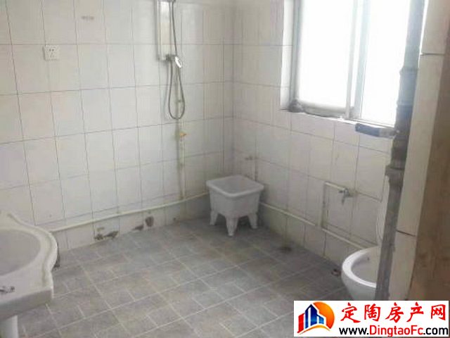 北苑小区 2室1厅 90平米 精装修 1000元/月