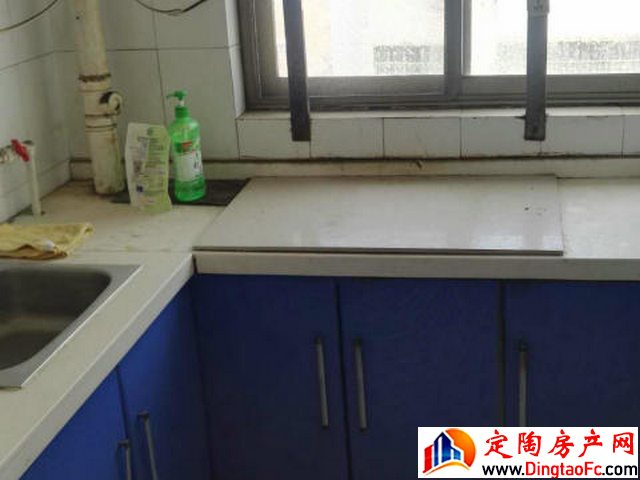 汇元小区 3室1厅 86平米 简单装修 1167元/月