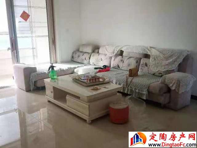 博文华府 2室2厅 124平米 简单装修 1250元/月