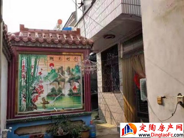 御景新城 4室2厅 150平米 简单装修 1083元/月