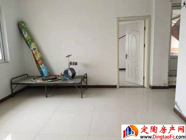 丽锦苑 2室1厅 100平米 简单装修 750元/月