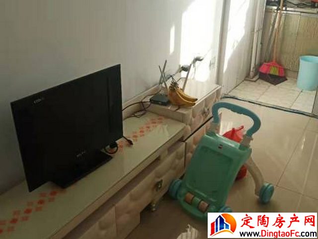 惠民小区 2室1厅 80平米 简单装修 950元/月