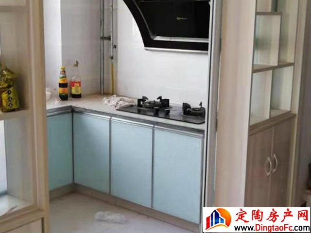 华景雅苑 3室2厅 140平米 简单装修 1450元/月
