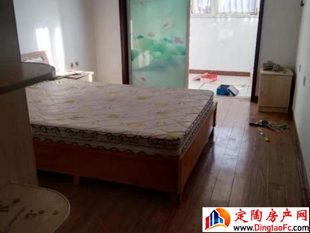 西苑小区 2室2厅 80平米 简单装修 800元/月