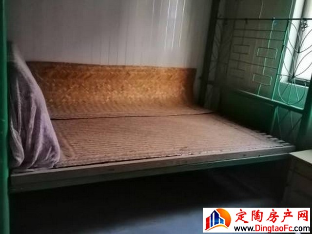 怡和华庭 2室2厅 70平米 简单装修 500元/月