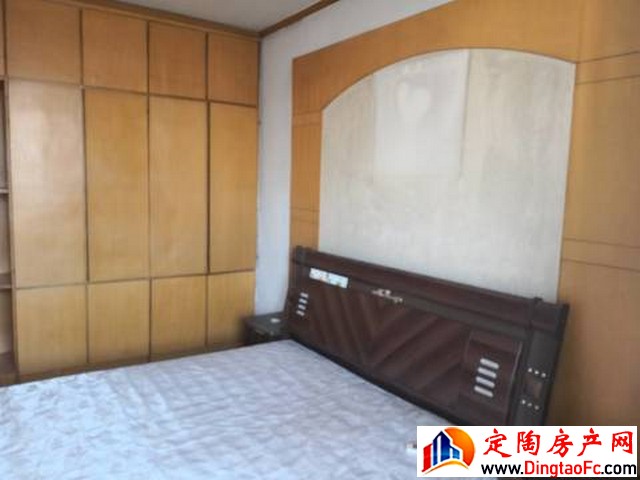 北苑小区 3室2厅 120平米 简单装修 1000元/月