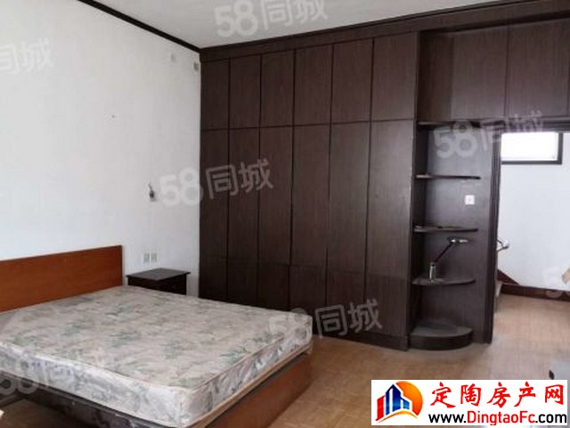西苑小区 4室2厅 180平米 简单装修 1250元/月