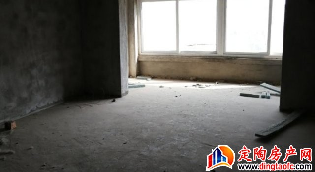 郜庄新村 3室2厅 128平米 毛坯 29万元