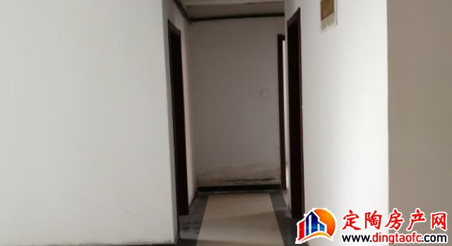 菏建新河湾 3室2厅 140平米 简单装修 1208元/月