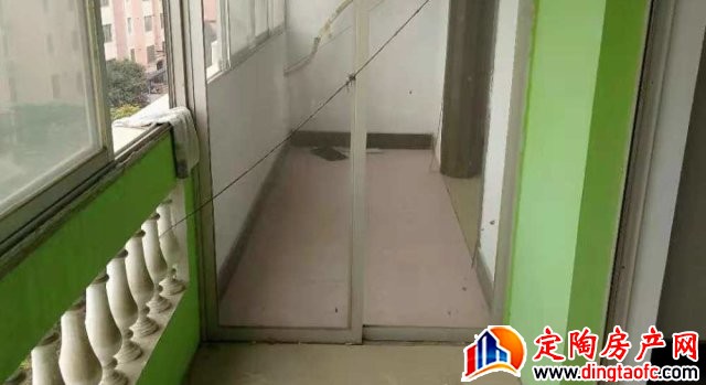 北苑小区 3室2厅 119平米 简单装修 875元/月
