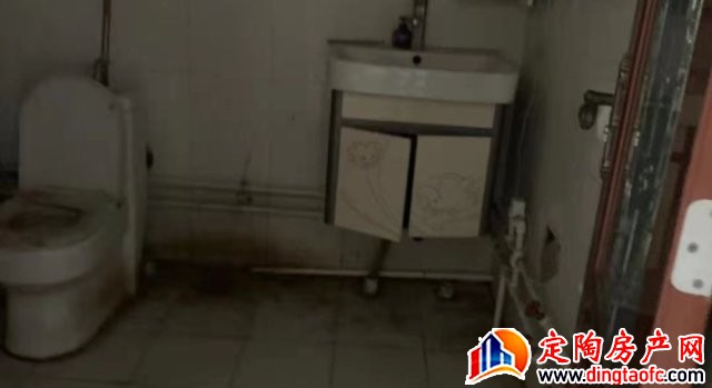 塔刘新村 3室2厅 97平米 简单装修 1083元/月