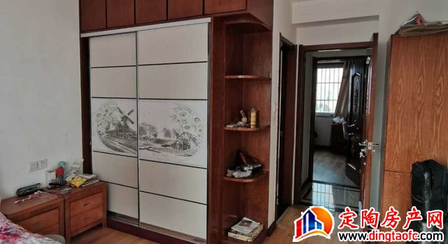 丽锦苑 3室2厅 137.5平米 精装修 1583元/月