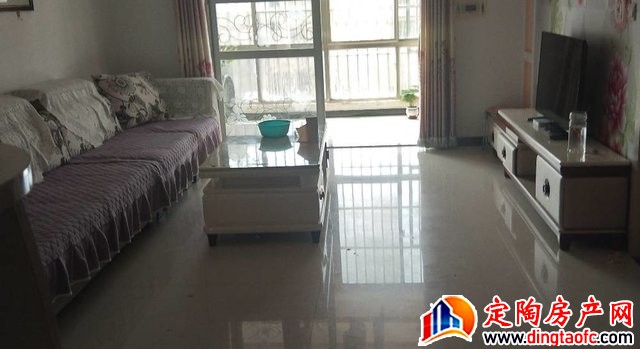 翡翠湾 3室2厅 962平米 简单装修 万元