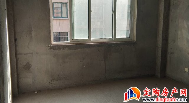 丽锦苑 3室2厅 109平米 毛坯 55万元