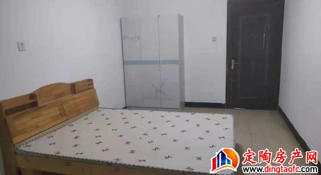 西苑小区 3室2厅 83平米 简单装修 800元/月