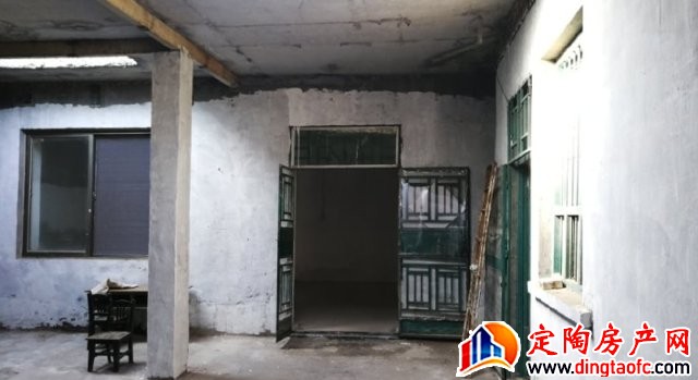 怡和华庭 4室2厅 160平米 简单装修 542元/月